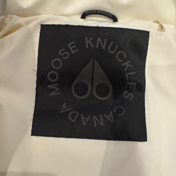 White Moose knuckles vest - Picture 3 of 5